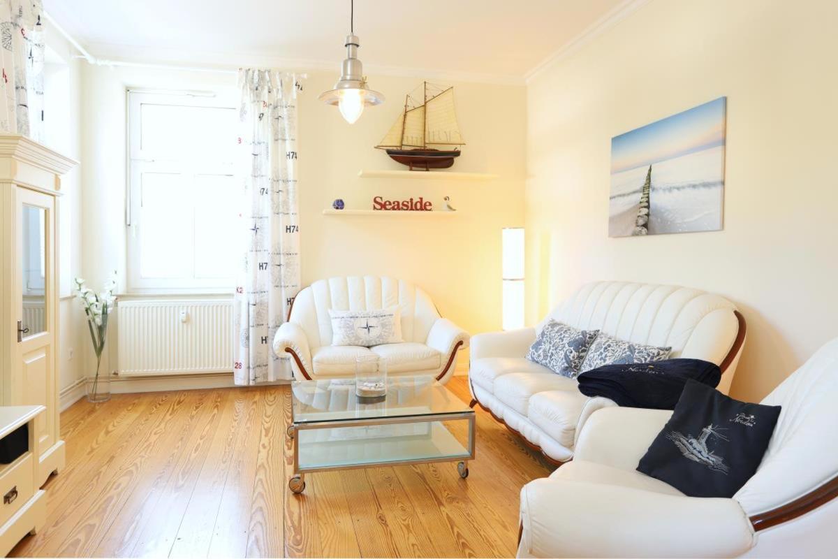 Appartement & Ferienwohnungen Thiess 罗斯托克 外观 照片