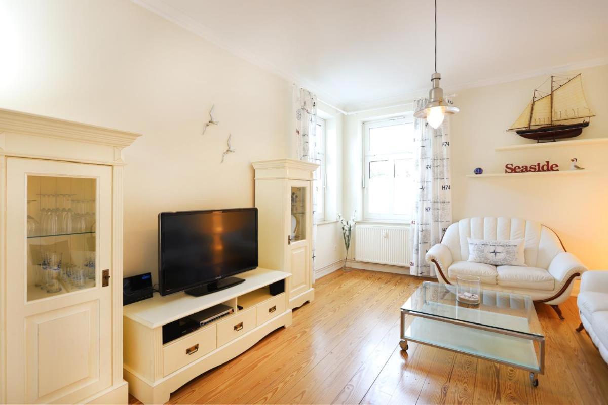 Appartement & Ferienwohnungen Thiess 罗斯托克 外观 照片