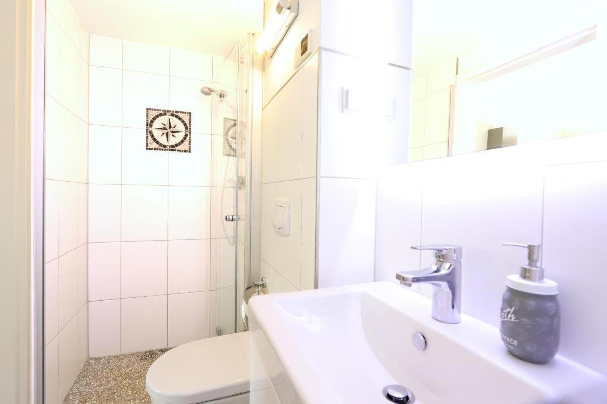 Appartement & Ferienwohnungen Thiess 罗斯托克 外观 照片
